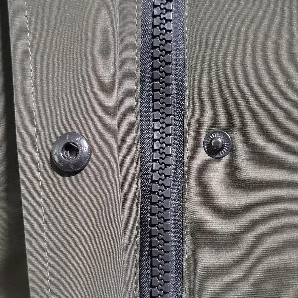 Sam Edelman Women's Faux Fur Lined Mid Puffer Coat Size M Green Removable Hood - Picture 16 of 16